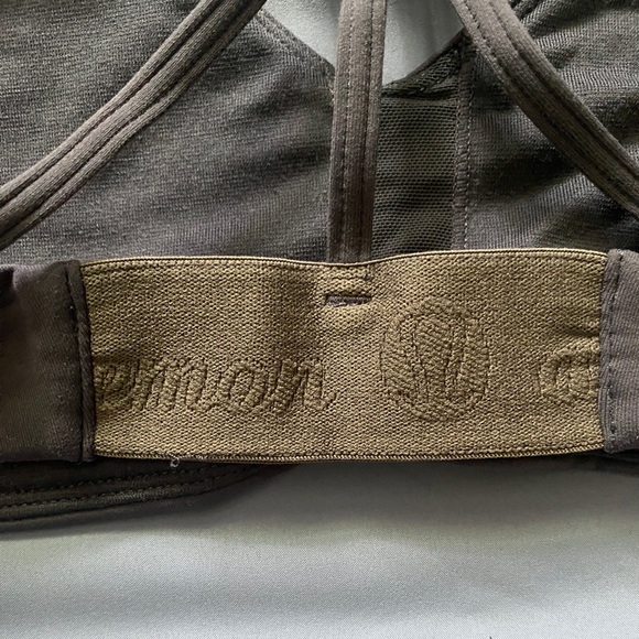Lululemon Gray V-Neck Racerback Sports Bra Women’s Size 10 - Picture 4 of 6